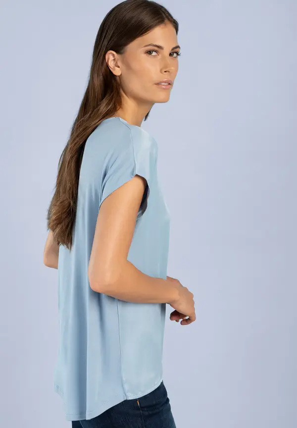More & More Shirt mit Satinfront, hellblau Bis zu 50% Rabatt