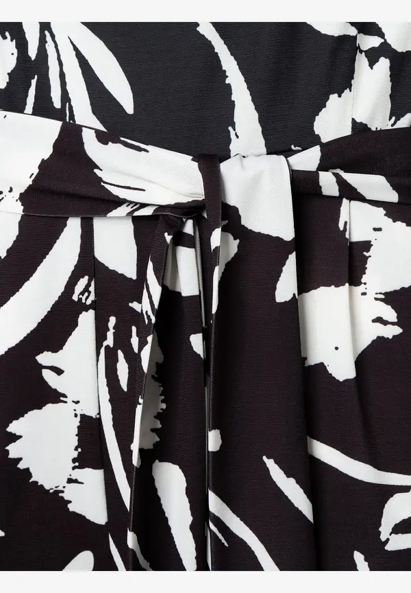 More & More Jersey Jumpsuit, schwarz/ecru, Frühjahrs-Kollektion Cyber Monday