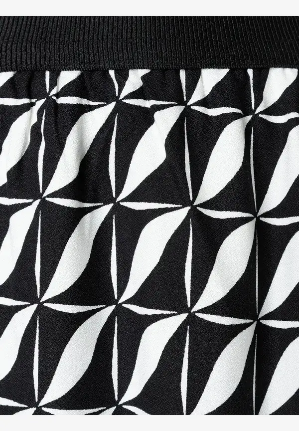 More & More Rock, grafischer Print Weihnachtsangebot