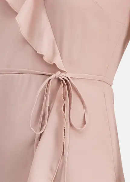 Nicowa Feminine flounce dress – DINOWA in CREAMarticle number NC6A22002012E-072 Speichern exportieren