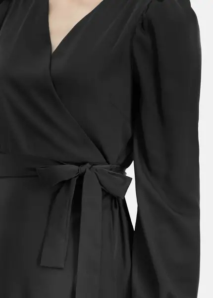 Nicowa Elegant wrap dress with plain fabric – VEROWA in BLACKarticle number NC6A24009019E-002 Im Verkauf