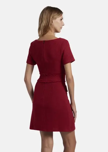 Nicowa Sheath bouclé dress VANTREA in dark berryarticle number NC8A22504034E-011 Meist gekauft
