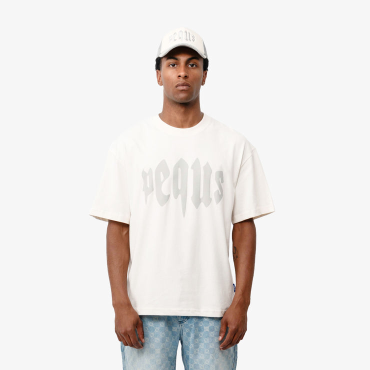 Pequs Mythic Logo T-Shirt Kauf eins, bekomm eins gratis