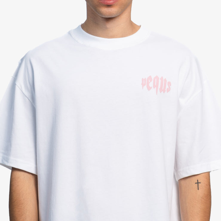 Pequs Mythic Chest Logo T-Shirt Neueste Stile