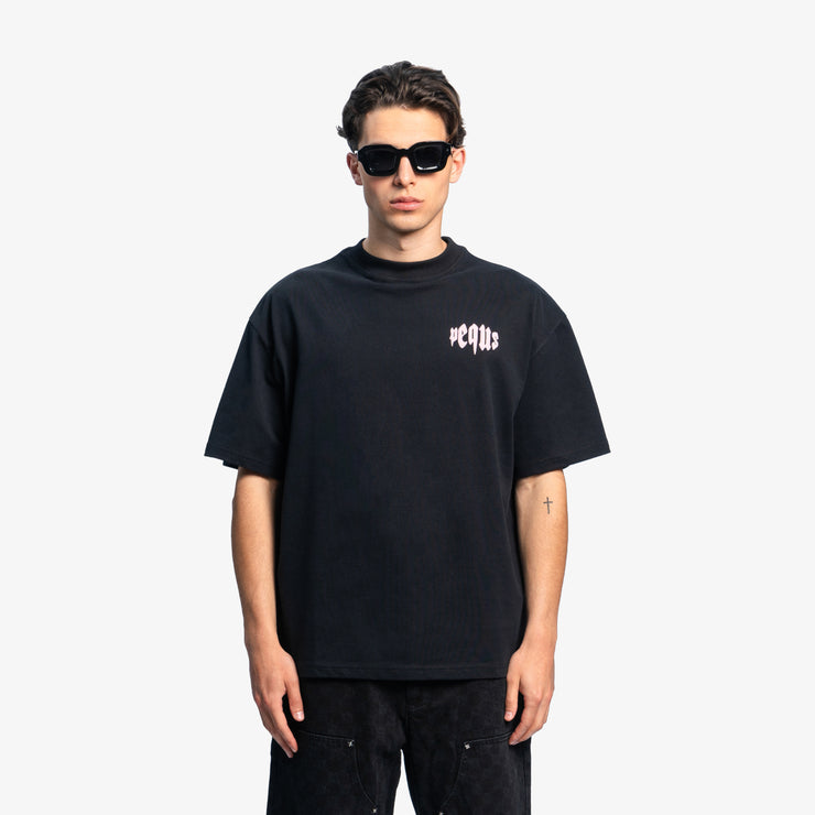 Pequs Mythic Chest Logo T-Shirt Zeitbegrenzte Promotion