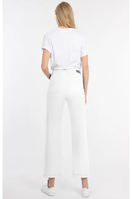Recover Pants Straight-Jeans Hazel in WEIß Artikelnummer REC-13373-01-4247-110 Preisnachlass
