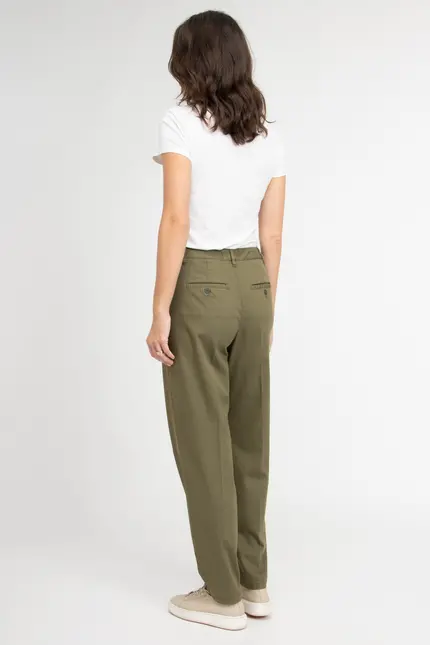 Recover Pants Bundfaltenhose Peggy in Oliv Artikelnummer REC-12641-U4143-580 Bis zu 60% Rabatt