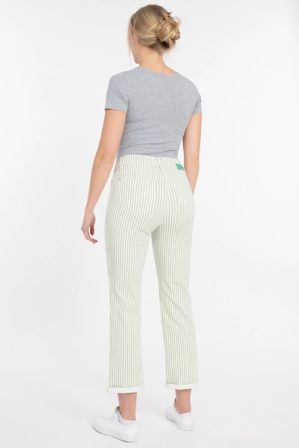 Recover Pants Frieda, Straght-Fit Hose in STREIFEN ECRU/ GRÜN Artikelnummer REC-13395-4149-500 Speichern exportieren