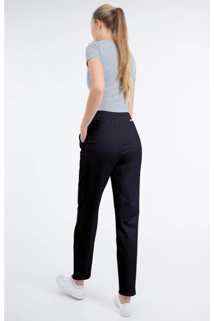 Recover Pants Corin, Relaxed Fit-Hose im Chinostyle in MARINE Artikelnummer REC-13326-4041-490 zollfrei