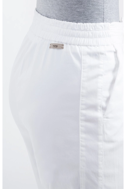 Recover Pants Corin, Relaxed Fit-Hose im Chinostyle in WEIß Artikelnummer REC-13326-4041-110 50% Rabatt für begrenzte Zeit