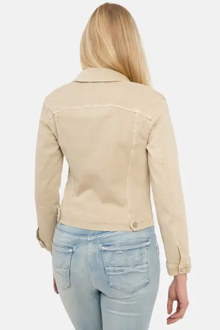 Recover Pants Chic, Jeansjacke in légèrer Passform in SAHARA Artikelnummer REC-30100-01-3883-278 Sonderangebot