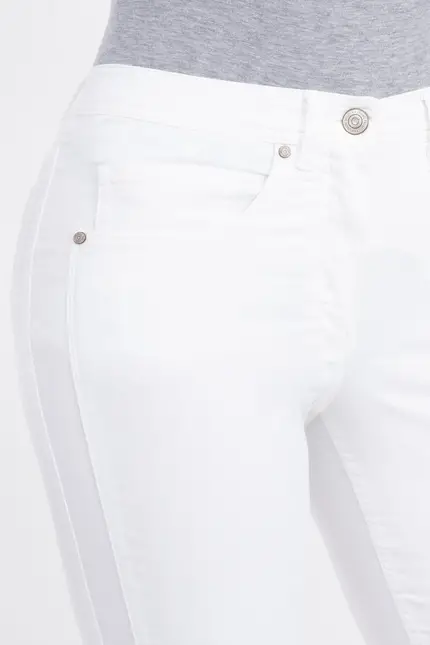 Recover Pants Slim Fit-Hose COCO in WEIß Artikelnummer REC-11954-01-3883-110 Zeitlich begrenztes Angebot