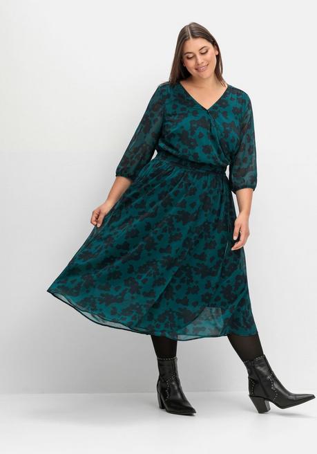 sheego Chiffonkleid in Wickeloptik, mit Alloverprint - tiefgrün gemustert sheego Im Verkauf