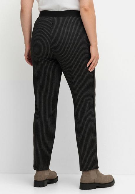 sheego Schmale Hose mit grafischem Muster und Stretchbund - schwarz gestreift sheego Schlussverkauf