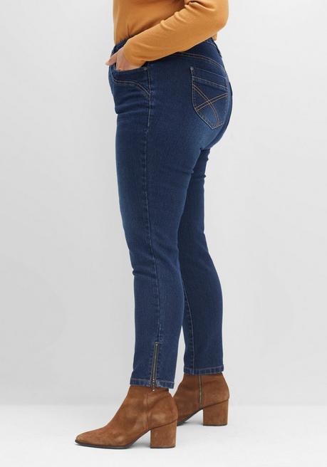 sheego Schmale Jeans mit Zippern am Saumabschluss - dark blue Denim sheego Online
