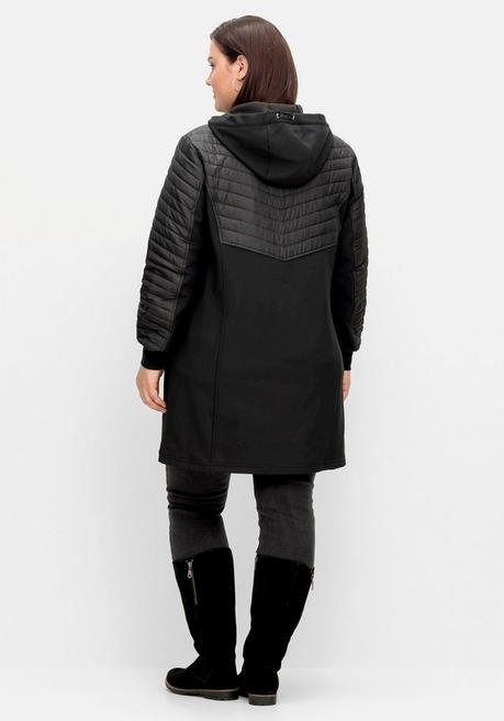 sheego Softshellmantel mit Kapuze, im Materialmix - schwarz sheego im Angebot
