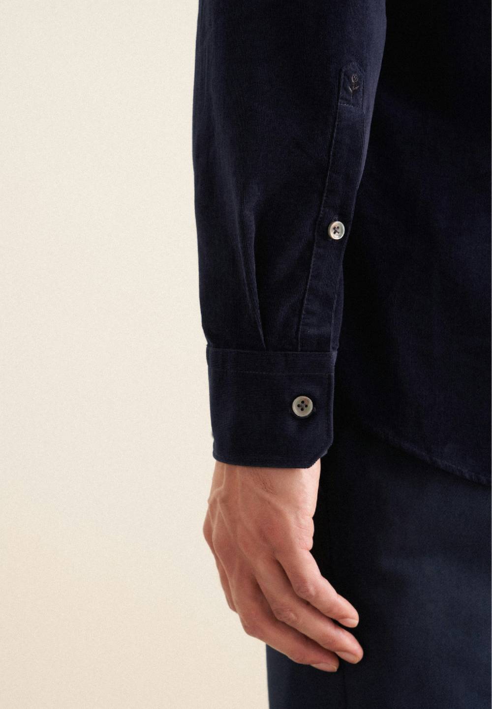 Studio Seidensticker Cord Casual Hemd in Slim mit Kentkragen zollfrei