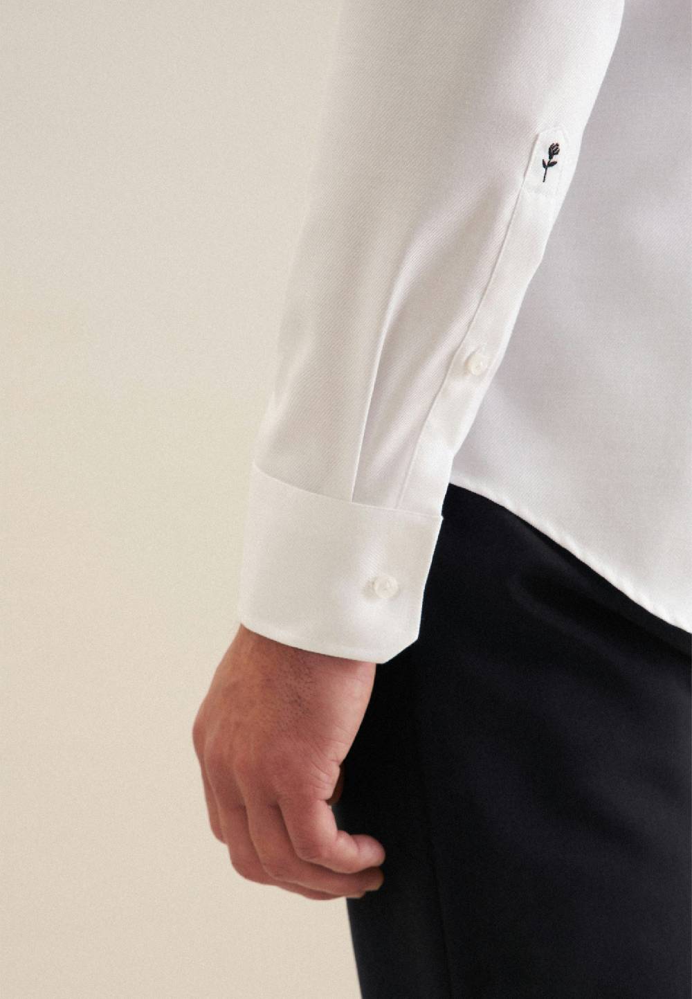 Studio Seidensticker Bügelleichtes Twill Business Hemd in Slim mit Kentkragen Im Verkauf