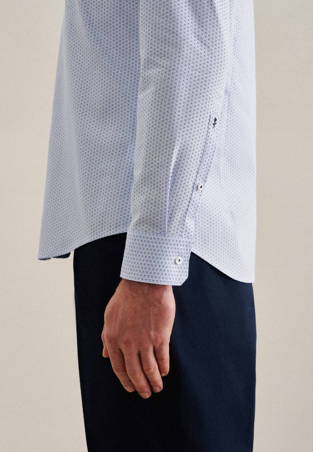 Studio Seidensticker Twill Business Hemd in Slim mit Covered-Button-Down-Kragen Im Verkauf